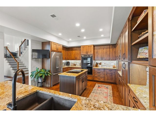 6798 Berry Bush Ln, Evergreen, CO 80439