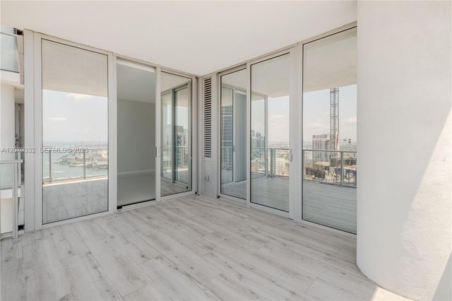 851 NE 1st Avenue 3911, Miami, FL 33132
