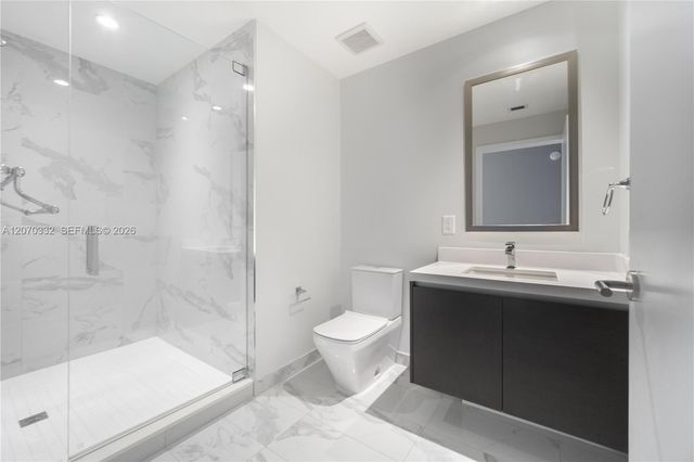 851 NE 1st Avenue 3911, Miami, FL 33132