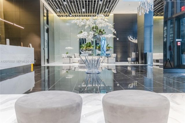 851 NE 1st Avenue 3911, Miami, FL 33132