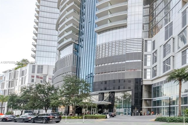 851 NE 1st Avenue 3911, Miami, FL 33132