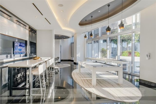 851 NE 1st Avenue 3911, Miami, FL 33132