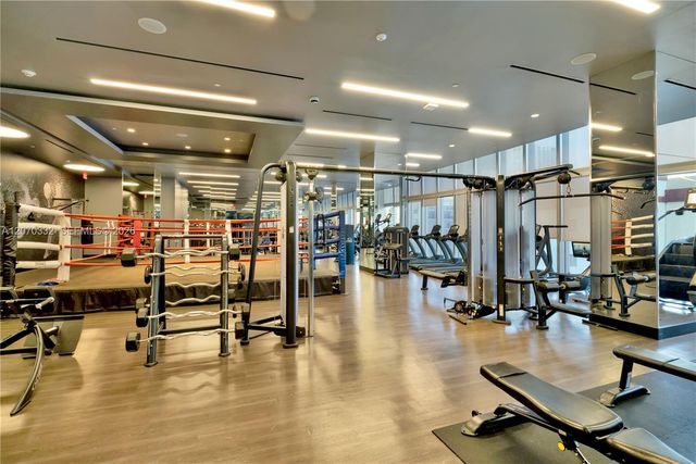 851 NE 1st Avenue 3911, Miami, FL 33132