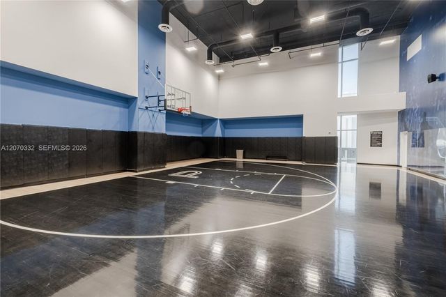 851 NE 1st Avenue 3911, Miami, FL 33132