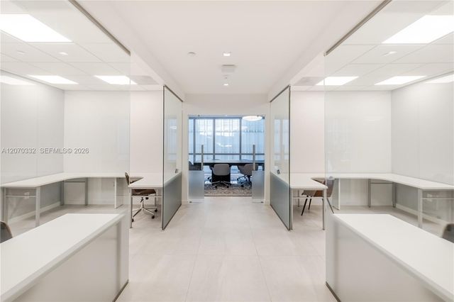 851 NE 1st Avenue 3911, Miami, FL 33132