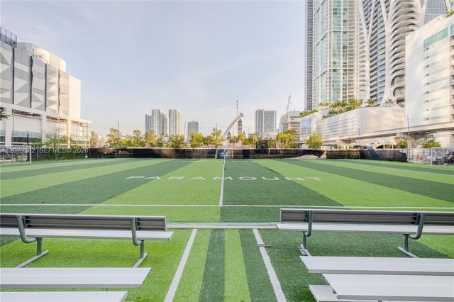 851 NE 1st Avenue 3911, Miami, FL 33132