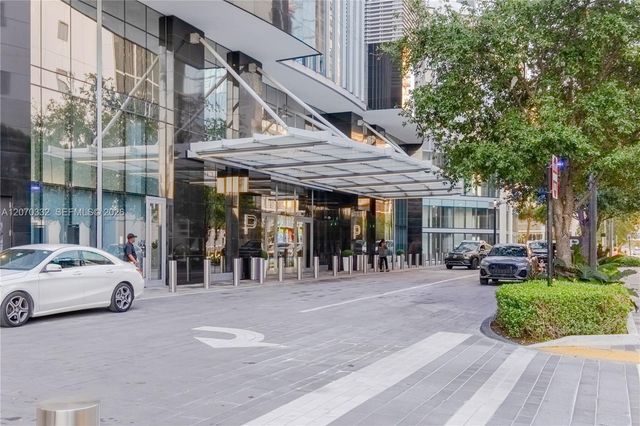 851 NE 1st Avenue 3911, Miami, FL 33132