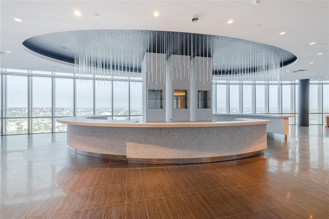 851 NE 1st Avenue 3911, Miami, FL 33132