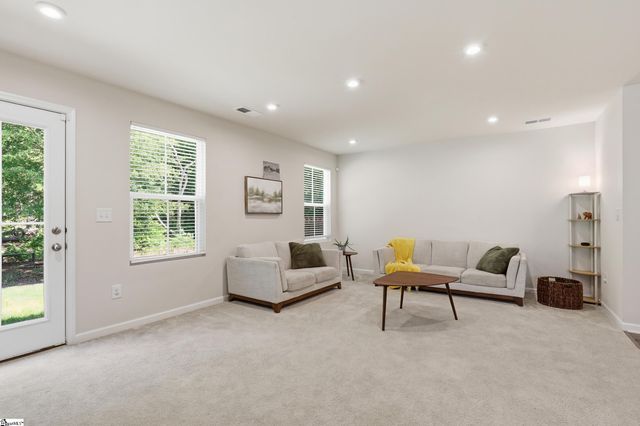 208 Harvest Hill Lane, Greenville, SC 29605
