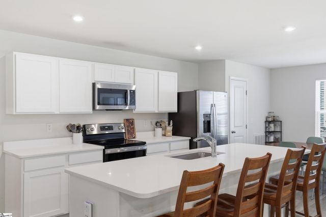208 Harvest Hill Lane, Greenville, SC 29605