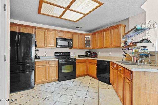 12721 TUSCAN HILLS Place, El Paso, TX 79938