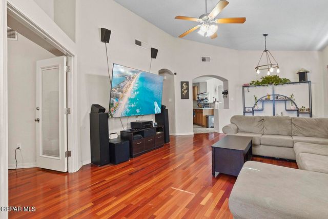 12721 TUSCAN HILLS Place, El Paso, TX 79938