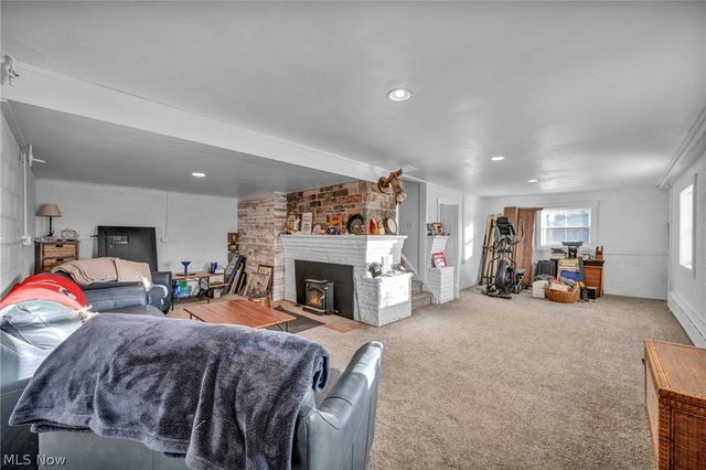 11390 Rainbow Highway, West Salem, OH 44287