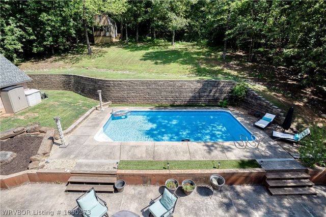 4707 Oak Hollow Lane, Fort Smith, AR 72903