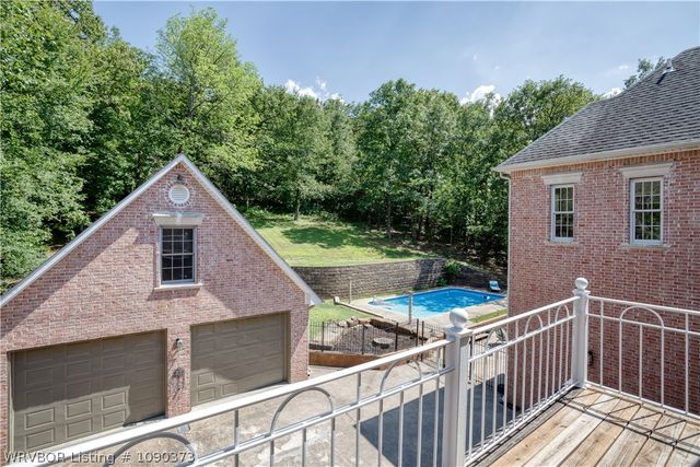 4707 Oak Hollow Lane, Fort Smith, AR 72903