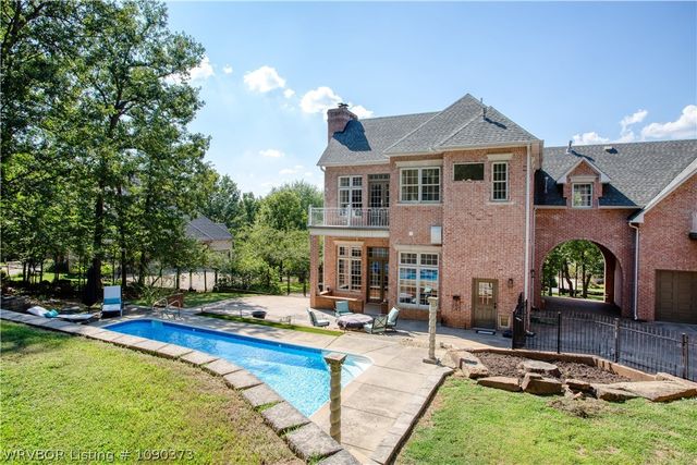 4707 Oak Hollow Lane, Fort Smith, AR 72903