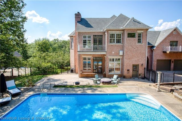 4707 Oak Hollow Lane, Fort Smith, AR 72903