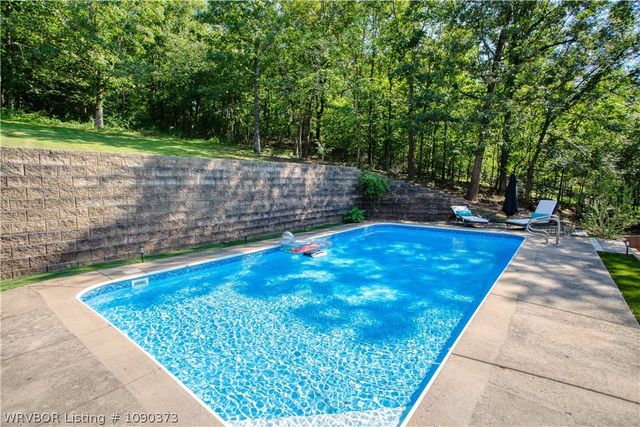 4707 Oak Hollow Lane, Fort Smith, AR 72903