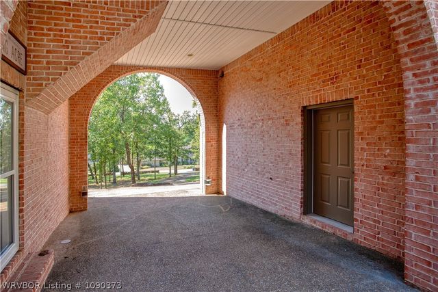 4707 Oak Hollow Lane, Fort Smith, AR 72903