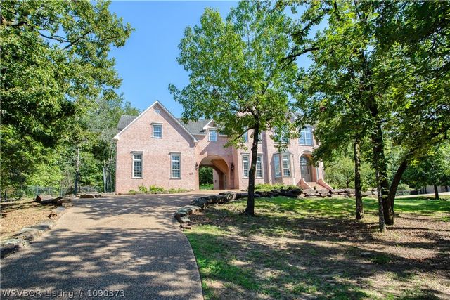4707 Oak Hollow Lane, Fort Smith, AR 72903