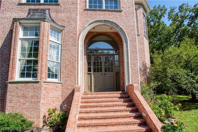 4707 Oak Hollow Lane, Fort Smith, AR 72903