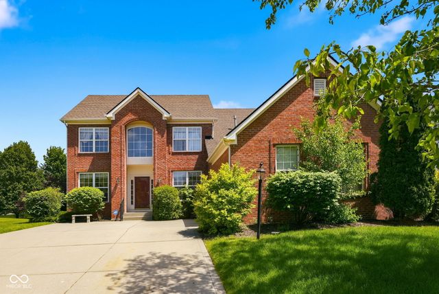 13525 Lablanca Bend, Carmel, IN 46074