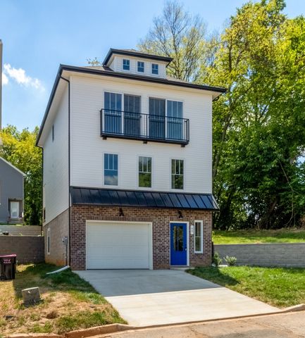 60 W High St, Clarksville, TN 37040