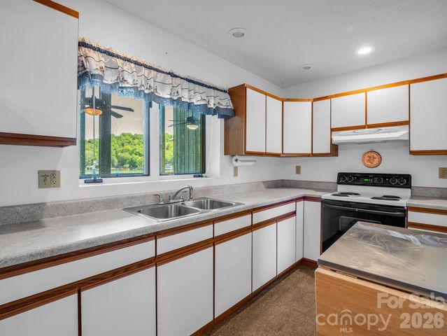 176 Quail Cove Road 1709, Lake Lure, NC 28746