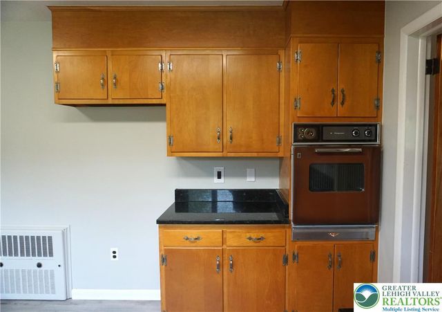 1718 Calypso Avenue, Bethlehem City, PA 18018
