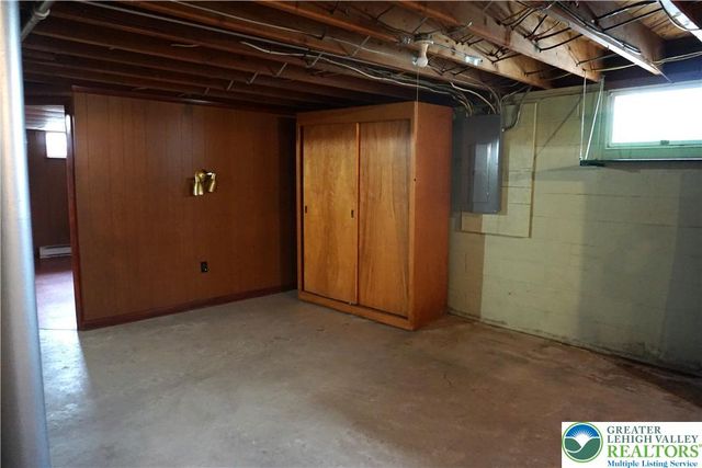 1718 Calypso Avenue, Bethlehem City, PA 18018