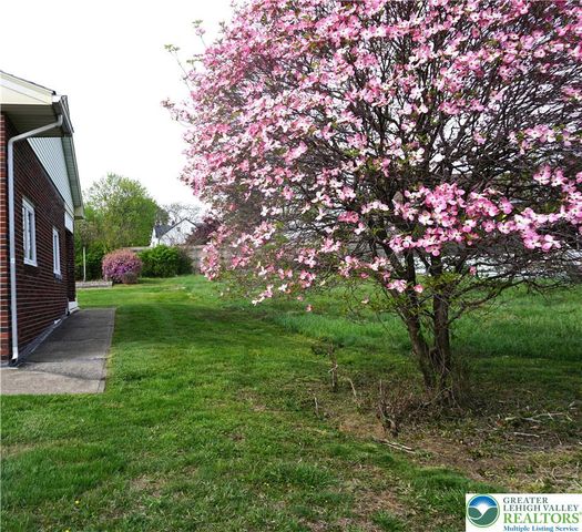 1718 Calypso Avenue, Bethlehem City, PA 18018