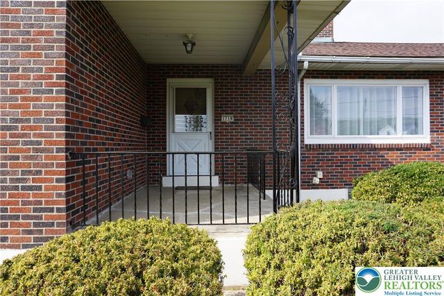 1718 Calypso Avenue, Bethlehem City, PA 18018
