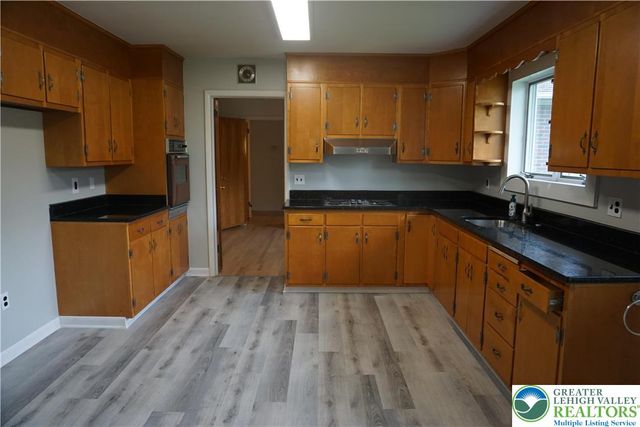 1718 Calypso Avenue, Bethlehem City, PA 18018