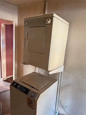 3832 215th Place, Bayside, NY 11361