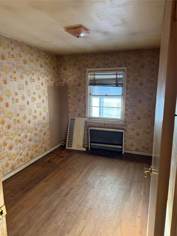 3832 215th Place, Bayside, NY 11361