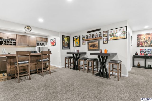 5216 Heartland Drive, Papillion, NE 68133