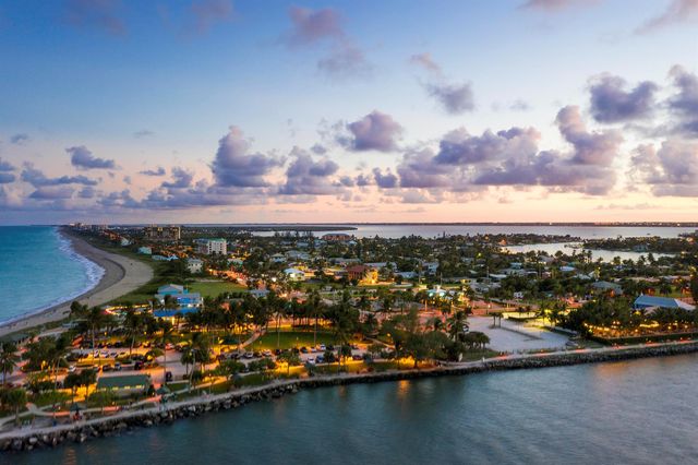 609 S 9th Street, Fort Pierce, FL 34950