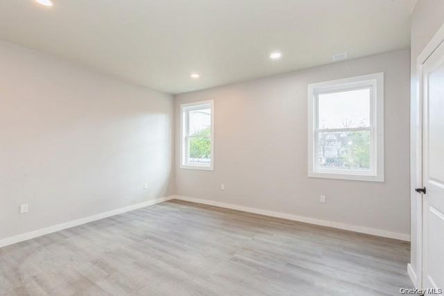 125 Lynbrook Drive, Mastic Beach, NY 11951