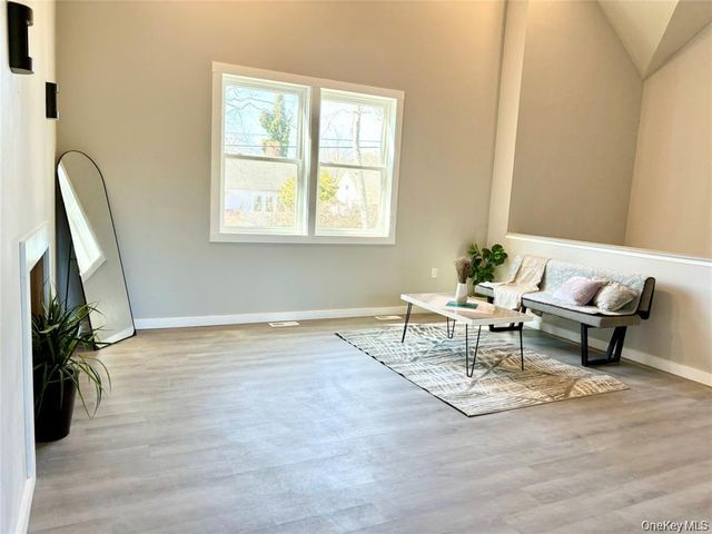 125 Lynbrook Drive, Mastic Beach, NY 11951