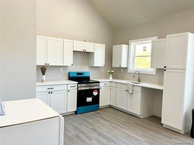 125 Lynbrook Drive, Mastic Beach, NY 11951