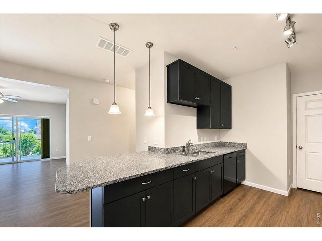 804 Summer Hawk Dr 8000-8104, Longmont, CO 80504