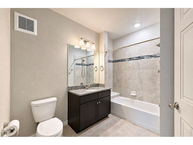 804 Summer Hawk Dr 8000-8104, Longmont, CO 80504