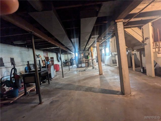 27 Evadene Street, Buffalo, NY 14214