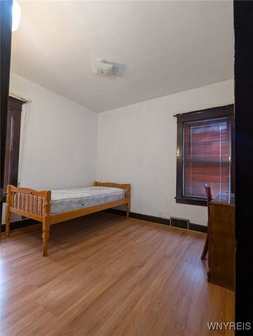 27 Evadene Street, Buffalo, NY 14214