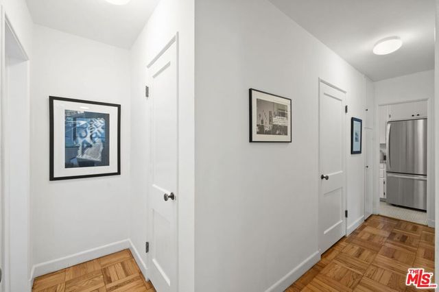 5441 Village Green, Los Angeles, CA 90016