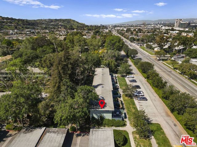 5441 Village Green, Los Angeles, CA 90016
