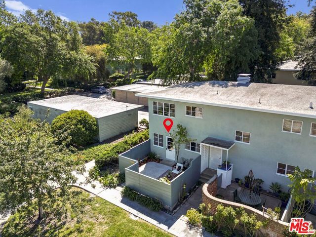 5441 Village Green, Los Angeles, CA 90016
