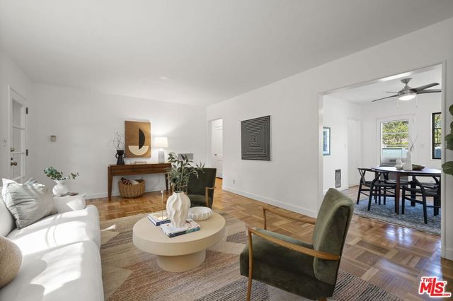 5441 Village Green, Los Angeles, CA 90016