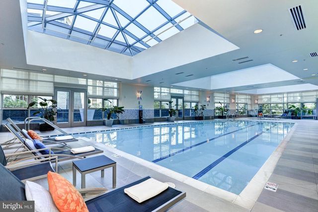 1881 N NASH ST #302, Arlington, VA 22209