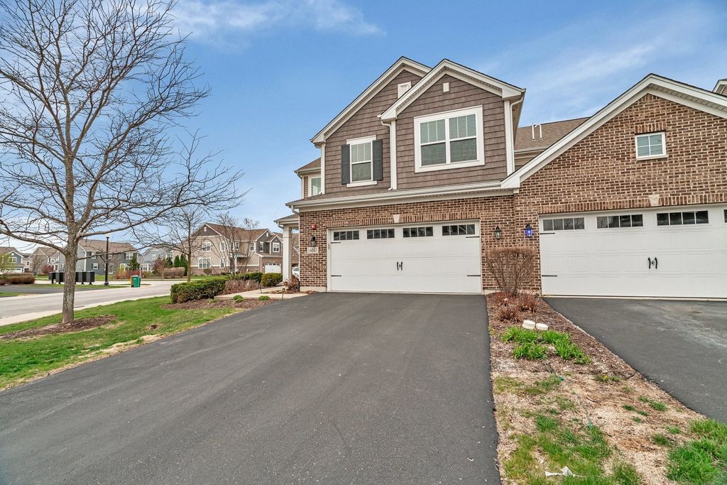 16041 W Coneflower Drive, Lockport, IL 60441